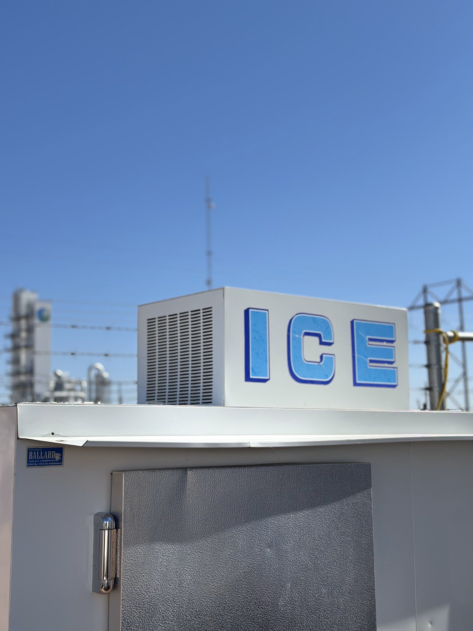 Club Ice community and product photo