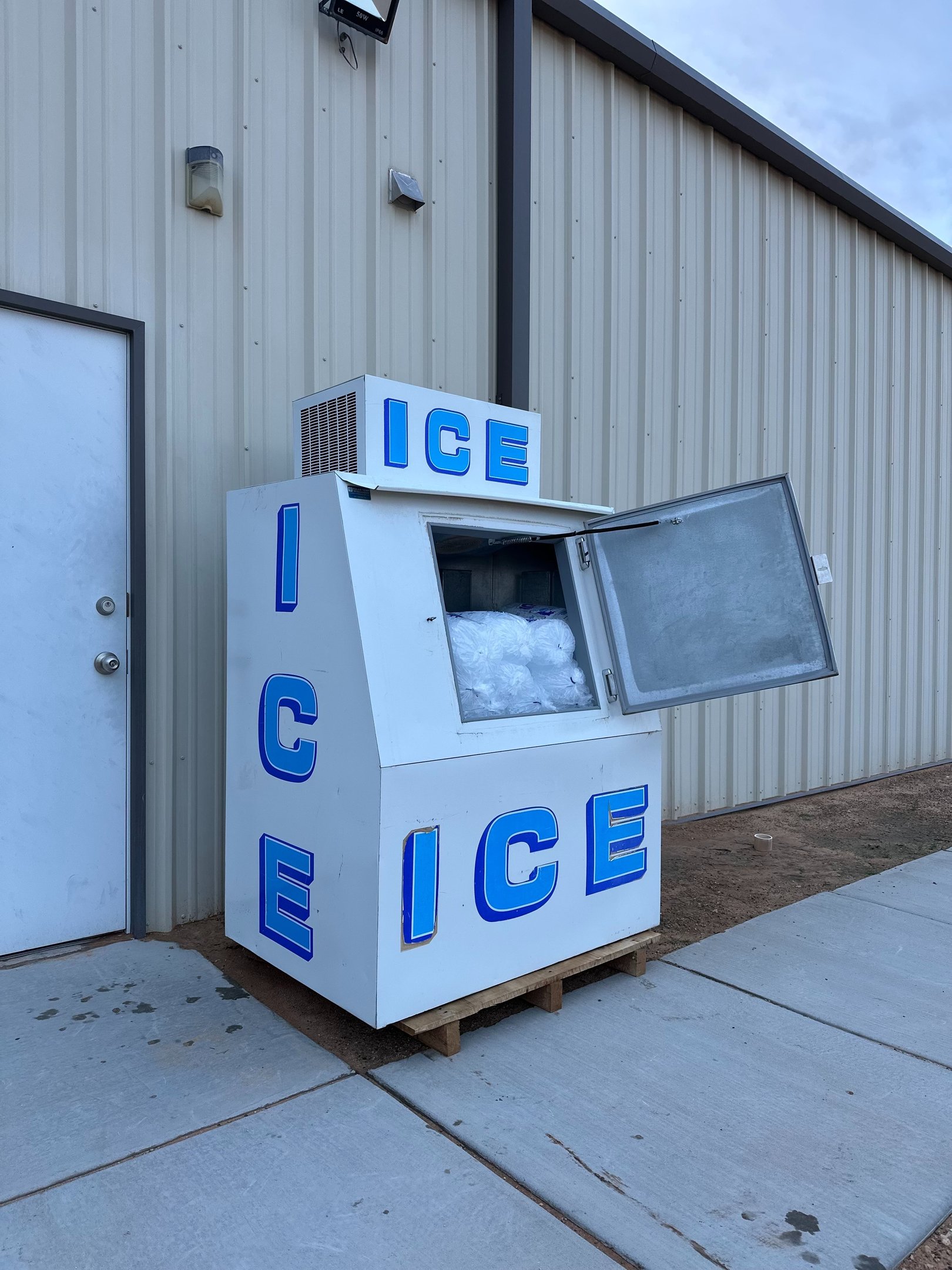 Club Ice local delivery photo